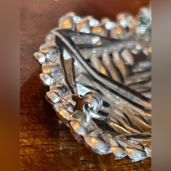 Vintage Art Deco Pavé Brooch 1920s-40s ✨ Blue Baguettes & Clear Rhinestones ✨ - Picture 12 of 12